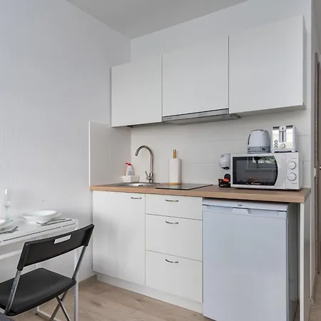Apartment Pramones #4 By Poloaparments *